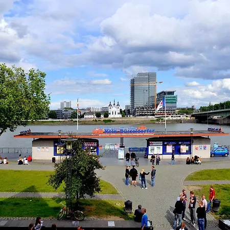 Hotel Und Restaurant Loewenbraeu