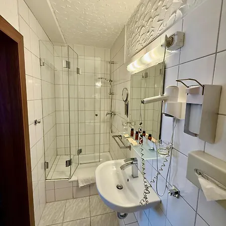 Und Restaurant Loewenbraeu Köln
