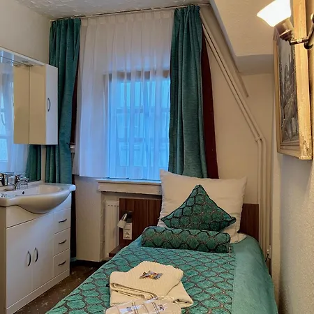 Und Restaurant Loewenbraeu 3* Colónia