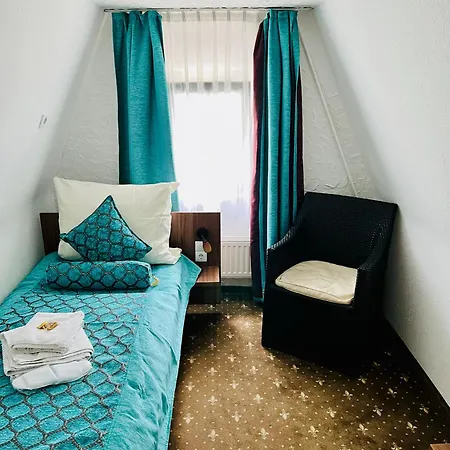 Und Restaurant Loewenbraeu Hotel