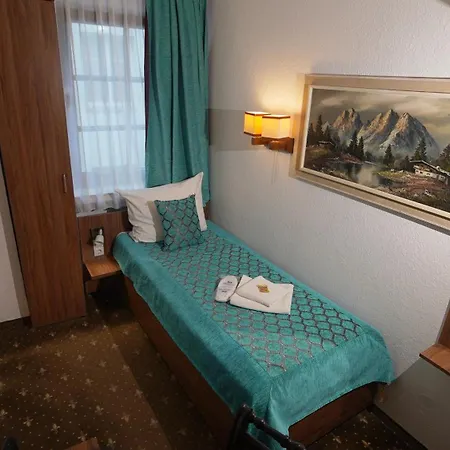 Hotel Und Restaurant Loewenbraeu