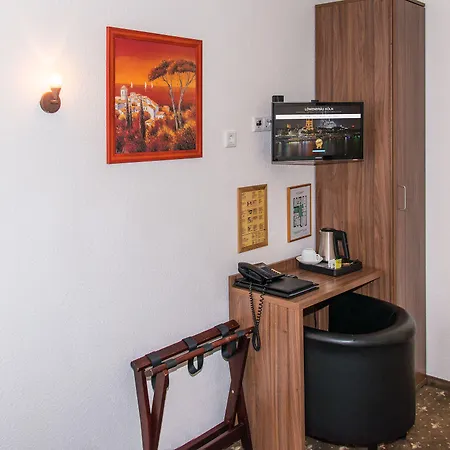 Und Restaurant Loewenbraeu Hotel