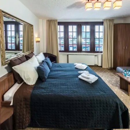 Hotel Und Restaurant Loewenbraeu