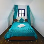 Und Restaurant Loewenbraeu Hotel