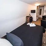 Und Restaurant Loewenbraeu Hotel Cologne