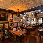 Und Restaurant Loewenbraeu 3* Cologne
