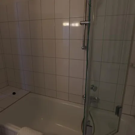 Und Restaurant Loewenbraeu Hotel