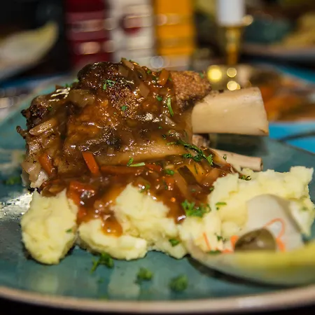 운트 레스토랑 뢰벤브로이 호텔