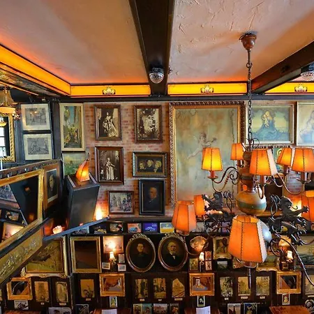 Und Restaurant Loewenbraeu 3*