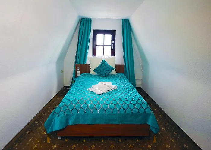 Und Restaurant Loewenbraeu Hotel