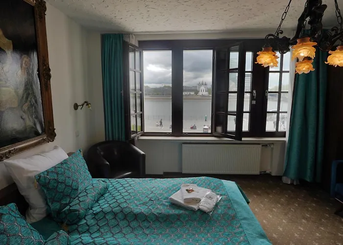 Und Restaurant Loewenbraeu 3* Colonia