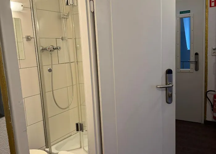 ウント レストラン レーベンブロイ ケルン