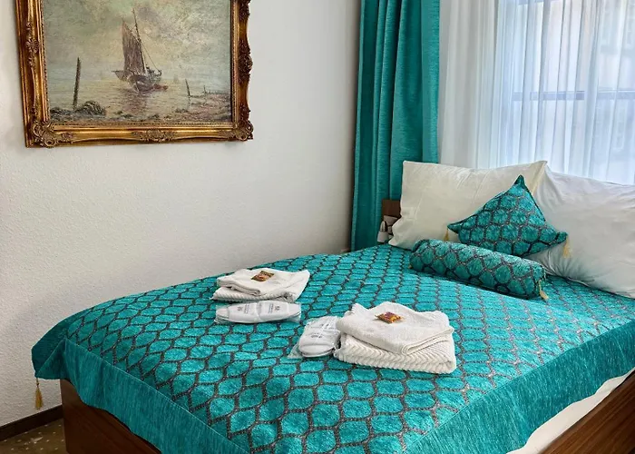 Und Restaurant Loewenbraeu Cologne