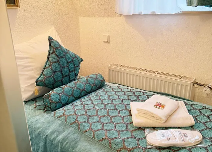 Hotel Und Restaurant Loewenbraeu 3*