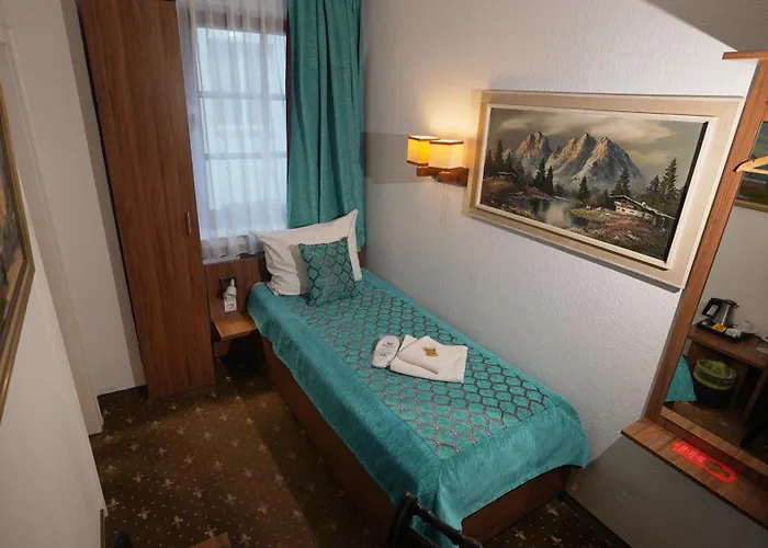 Hotel Und Restaurant Loewenbraeu