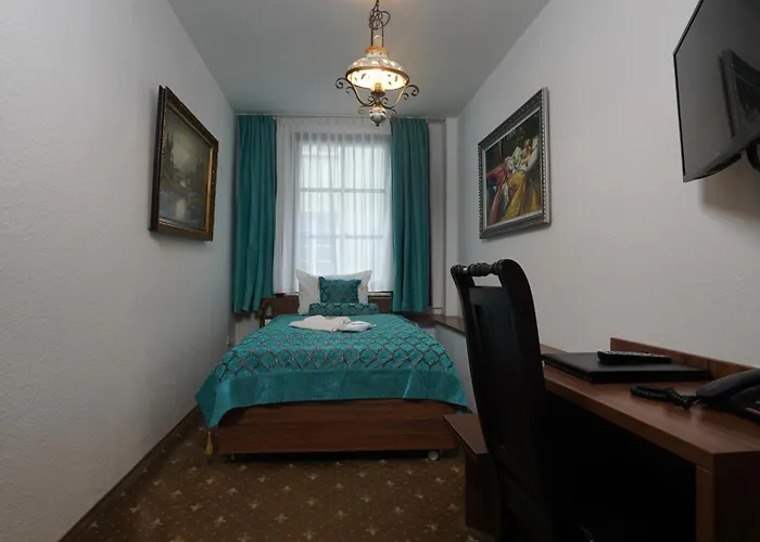 ウント レストラン レーベンブロイ ホテル ケルン