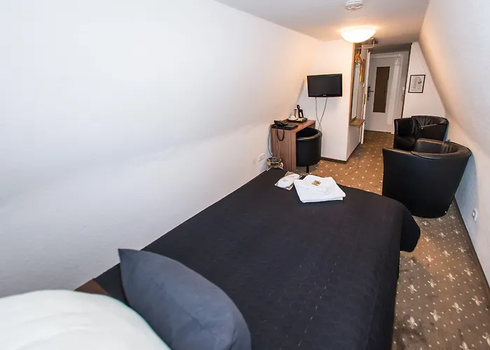 Und Restaurant Loewenbraeu Hotel Cologne