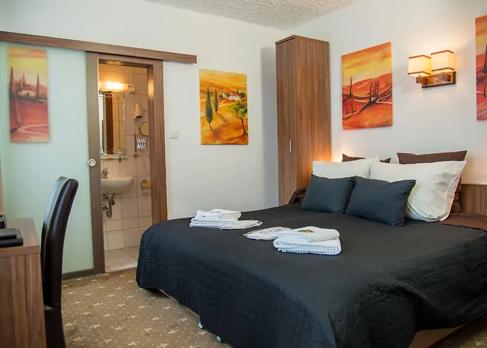 Hotel Und Restaurant Loewenbraeu