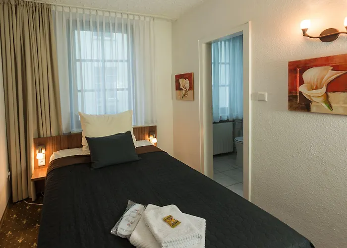 ウント レストラン レーベンブロイ