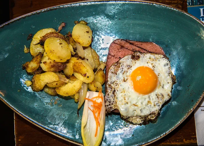 Und Restaurant Loewenbraeu 3*