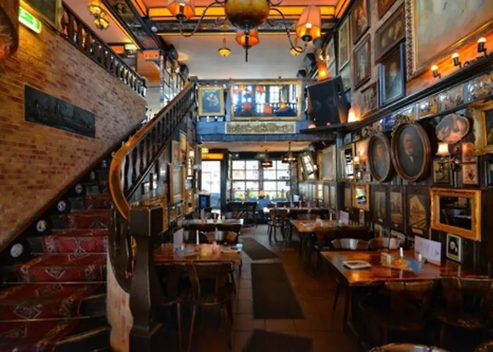 Und Restaurant Loewenbraeu Hotel Cologne