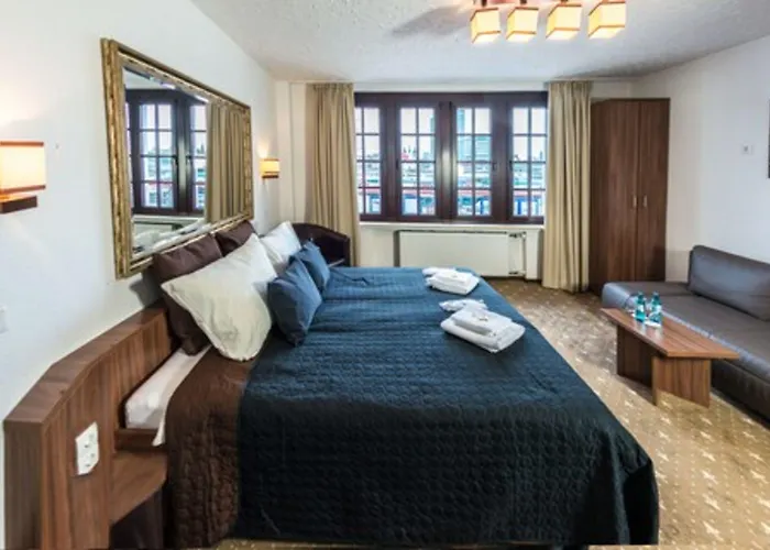 Hotel Und Restaurant Loewenbraeu