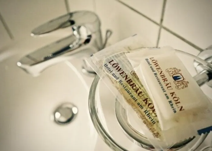 Hotel Und Restaurant Loewenbraeu Cologne