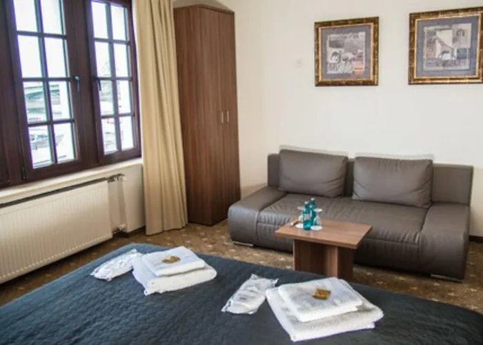 Und Restaurant Loewenbraeu