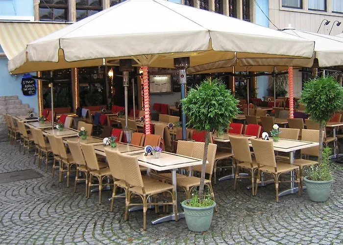 Hotel Und Restaurant Loewenbraeu 3*