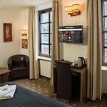 Und Restaurant Loewenbraeu Otel Köln