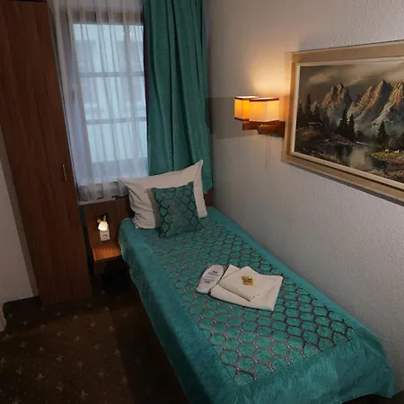 Otel Und Restaurant Loewenbraeu