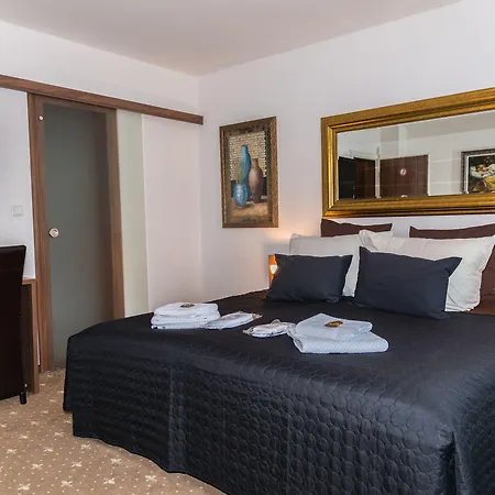 Und Restaurant Loewenbraeu 3* Köln