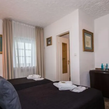 Und Restaurant Loewenbraeu Köln